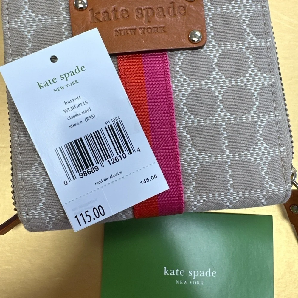 Kate Spade New York Barrett Zip Wallet – Classic Noel Stucco with Stripe